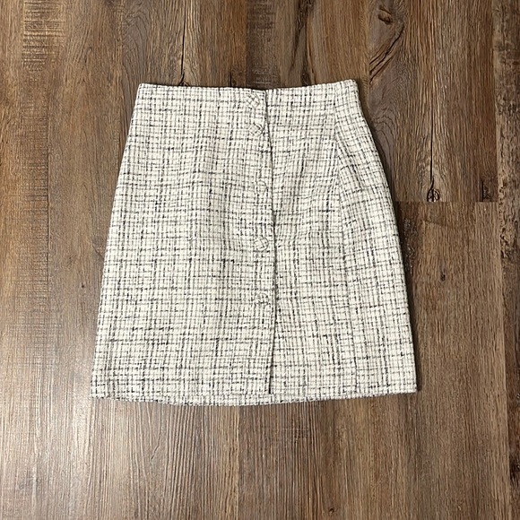 H&M mini snap button skirt size 0 - Picture 3 of 7